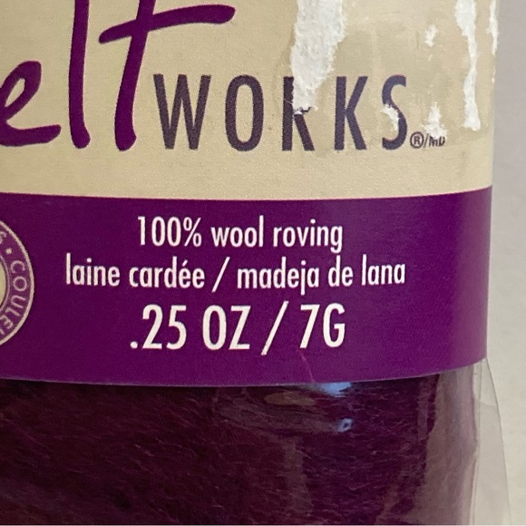 10 Dimensions FeltWorks 100% Wool Roving 0.25oz Orchid Boysenberry Purple - Picture 4 of 16